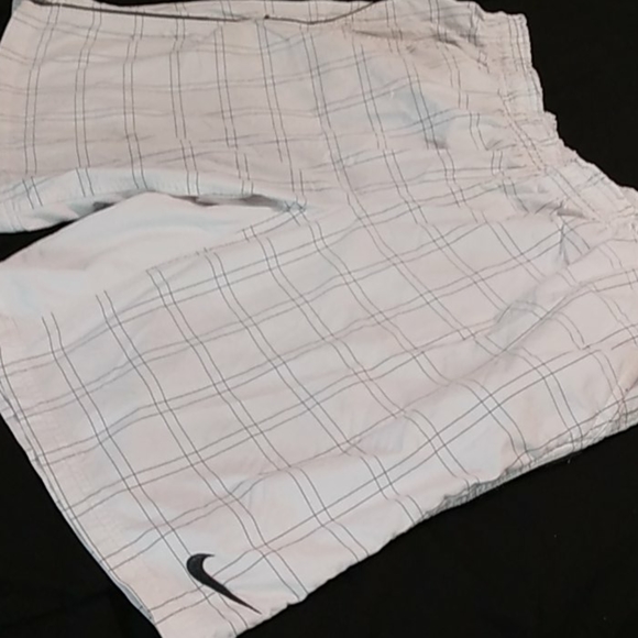 Shorts - Picture 2 of 2